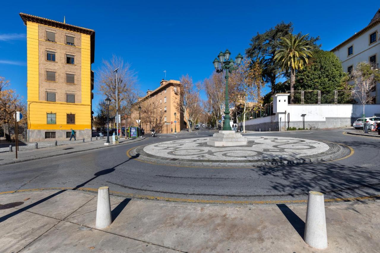 Living Albayzin. Parking & Wifi Apartment Granada Exterior photo